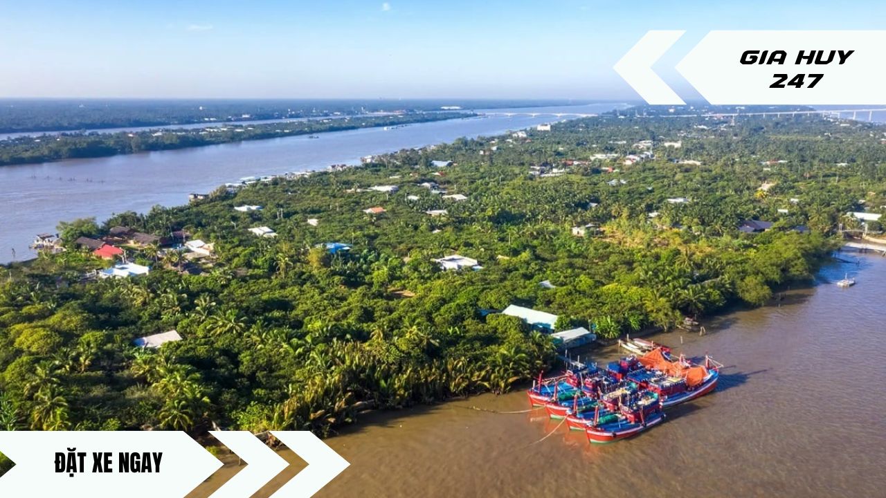 Ảnh xe Limousine GIA HUY 247 an toàn vượt qua Cầu Mỹ Thuận, dịch vụ Thuê Xe Đi Vĩnh Long cao cấp.